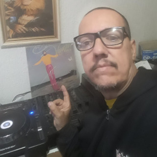 CLAUDIO DEEJAYCHOCOLATE